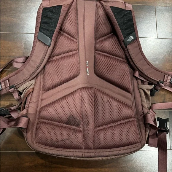 The North Face Men's Brown Backpack - Picture 2 of 5